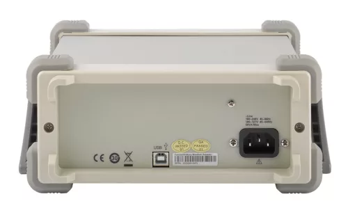 Siglent SDG830 függvénygenerátor